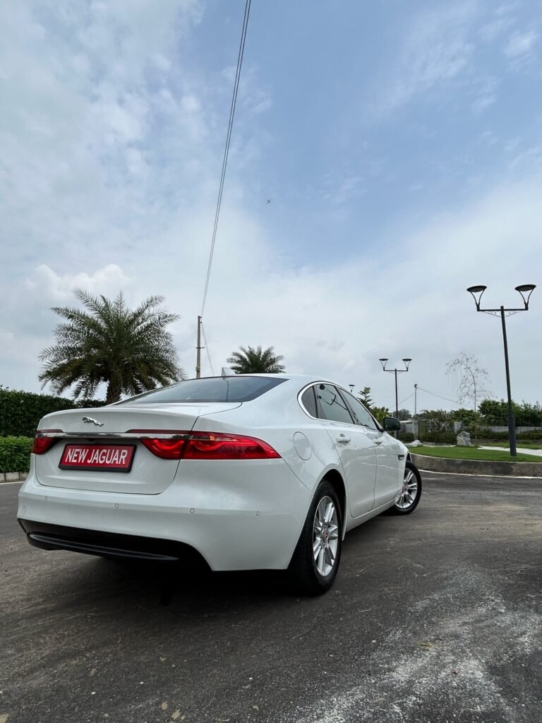 Luxury wedding cars